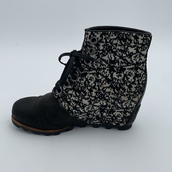 Sorel Joan of Arc Lexie wedge ankle boots black and white Womans size 6.5 - Picture 3 of 12